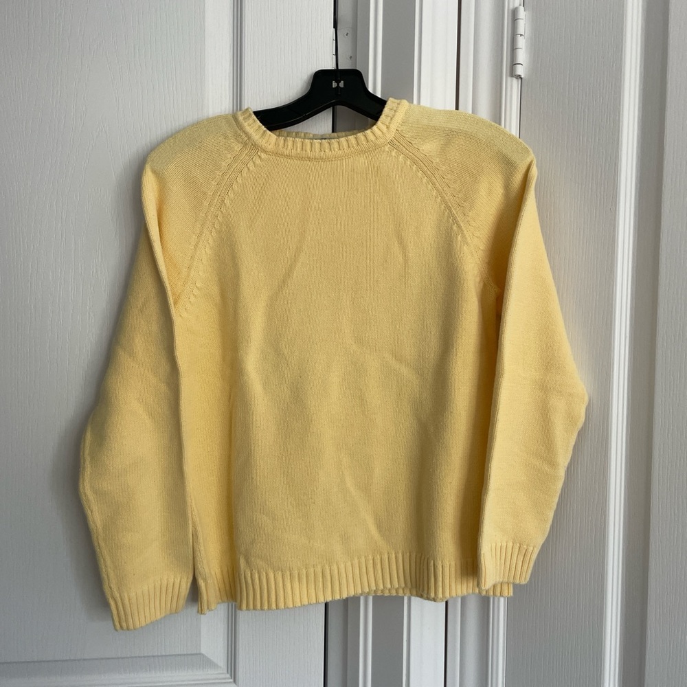 Tabi Butter Yellow Crewneck Sweater